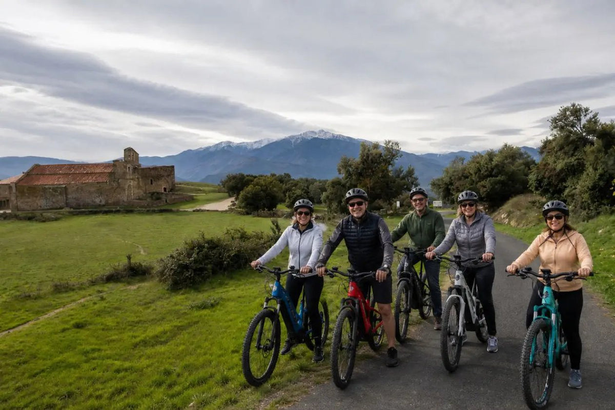 E-Bike & Wine Tour – Entre Canigou, patrimoine et vins d’altitude - Domaine Mas Llossanes